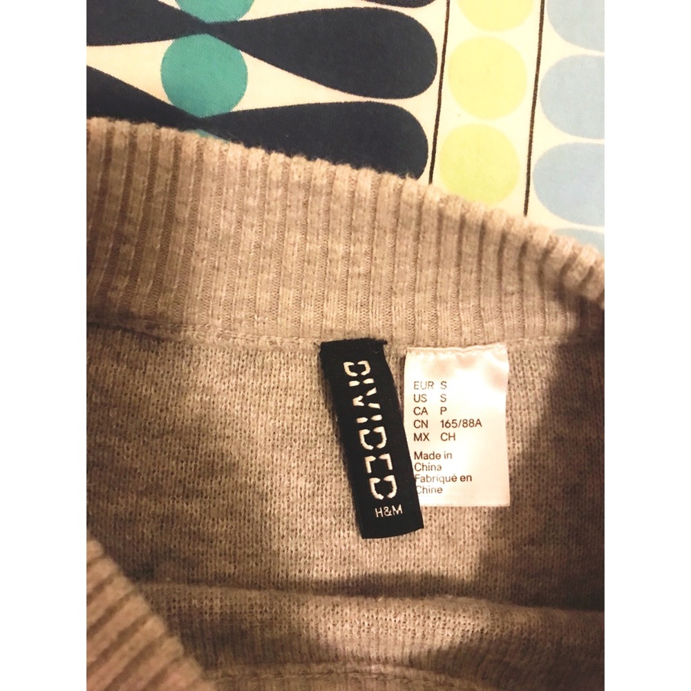 Sweater - Picture 2 of 2